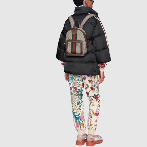 Fabulous Gucci backpack you will be the one smartest in the class !!!! - Picture 6 of 11